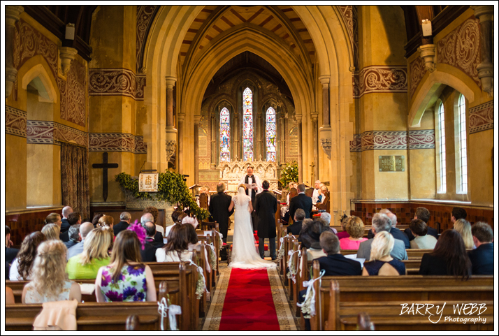 Wedding at St Giles' Church in Shipboourne