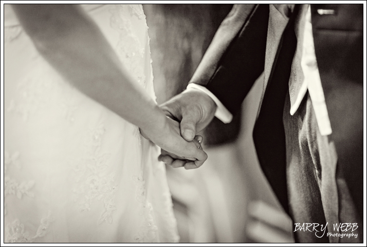 Wedding at St Giles' Church in Shipboourne